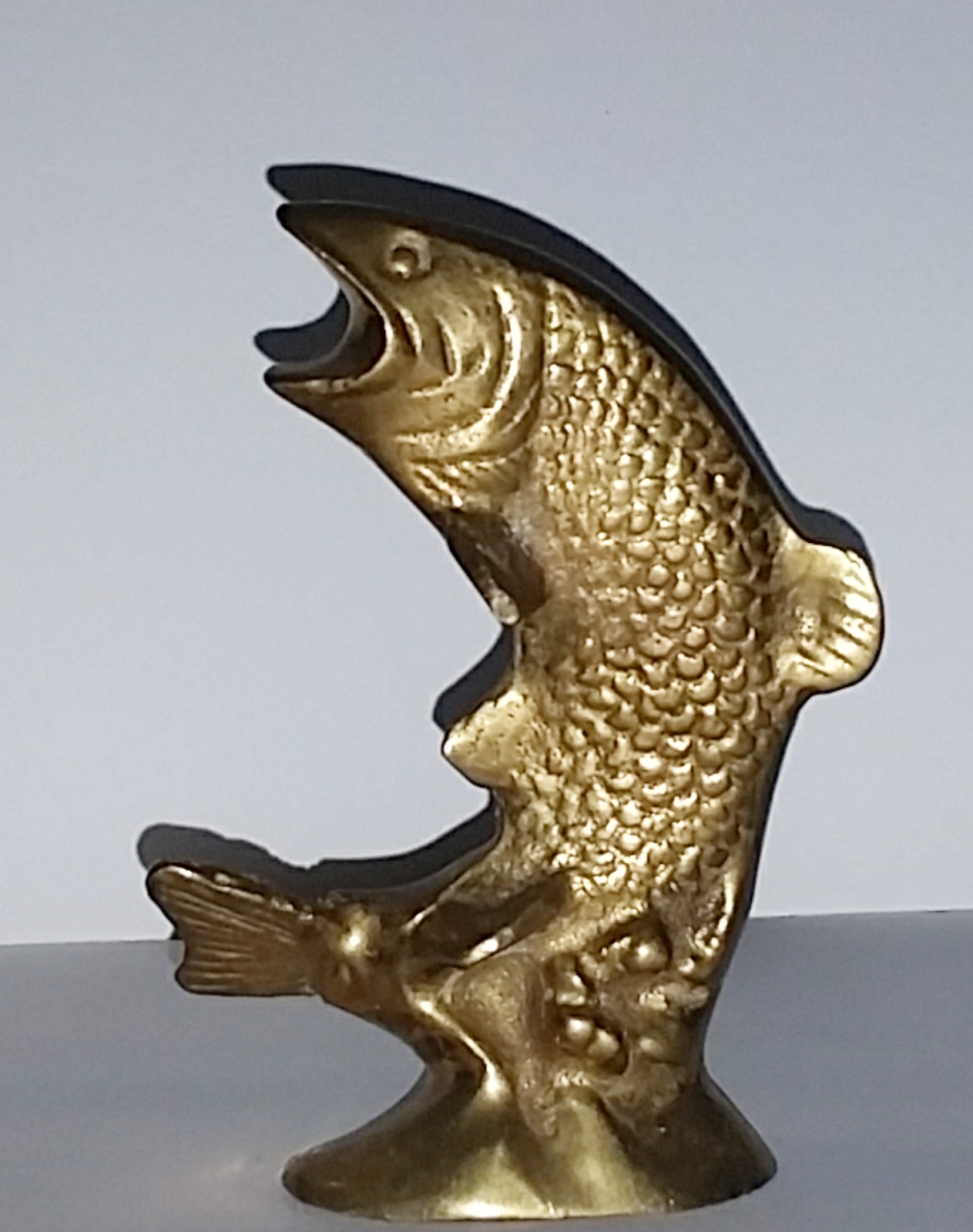 (image for) Fish Tiller Pin
